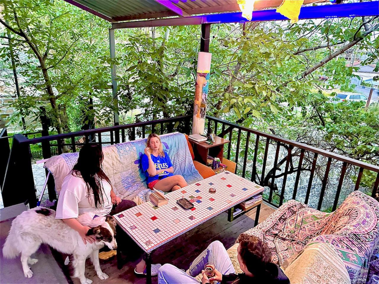 Cosy Studio With Beautiful Garden Єреван Екстер'єр фото